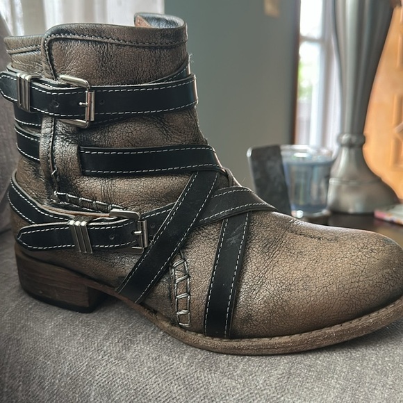 Freebird Women’s Boots - Picture 2 of 7